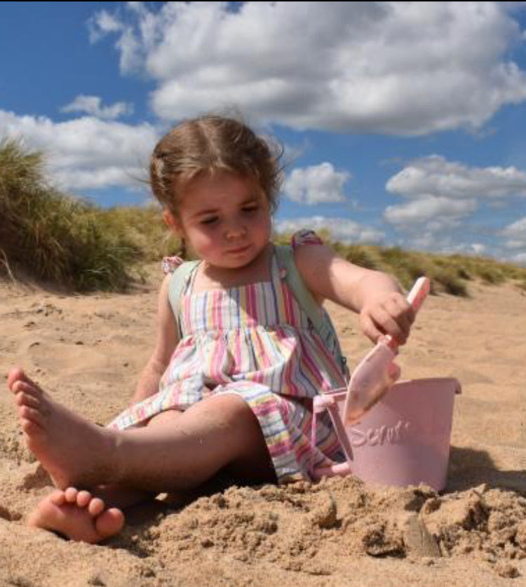 Scrunch Bucket and Spade - Blush