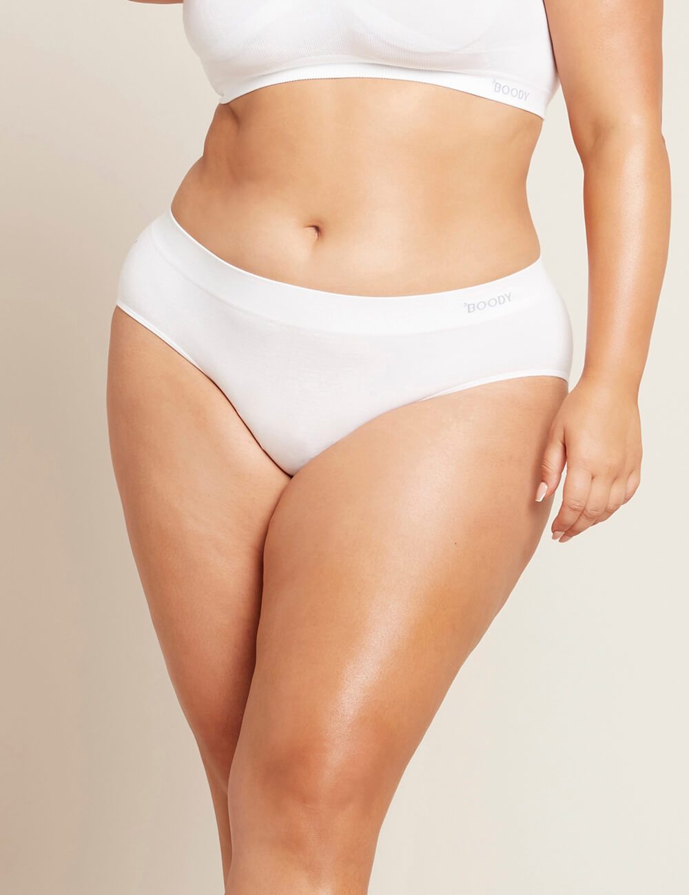 Midi Brief in White