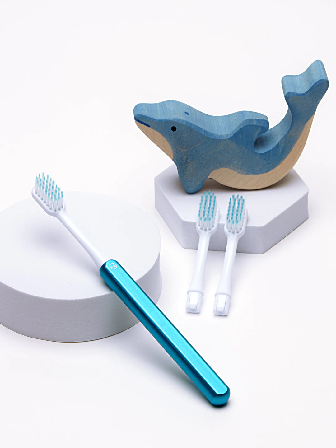 Nada Kids Blue Toothbrush + 2 brush heads